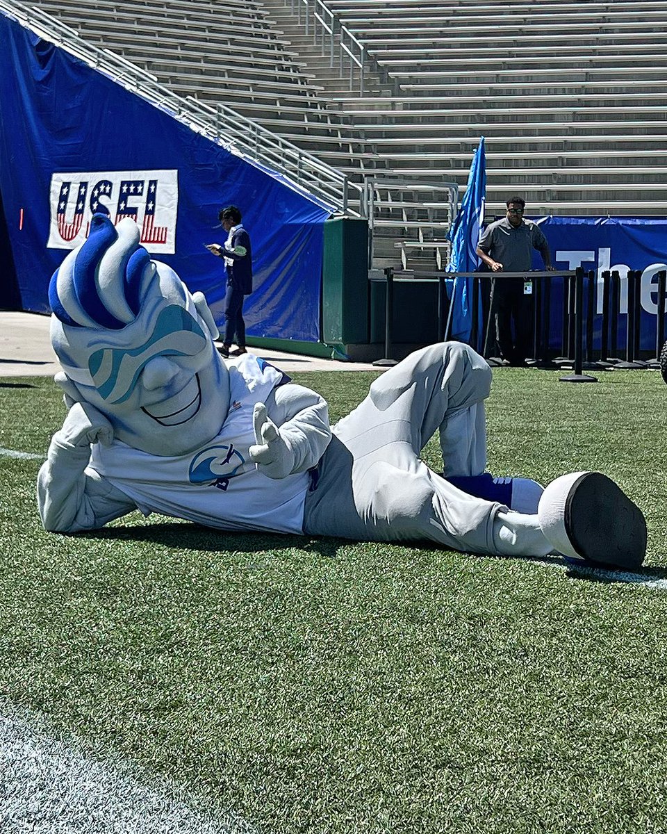 UFLBreakers's tweet photo. Dave The Wave appreciation post 🌊🥰💙 https://t.co/Rjchr5Ie9p