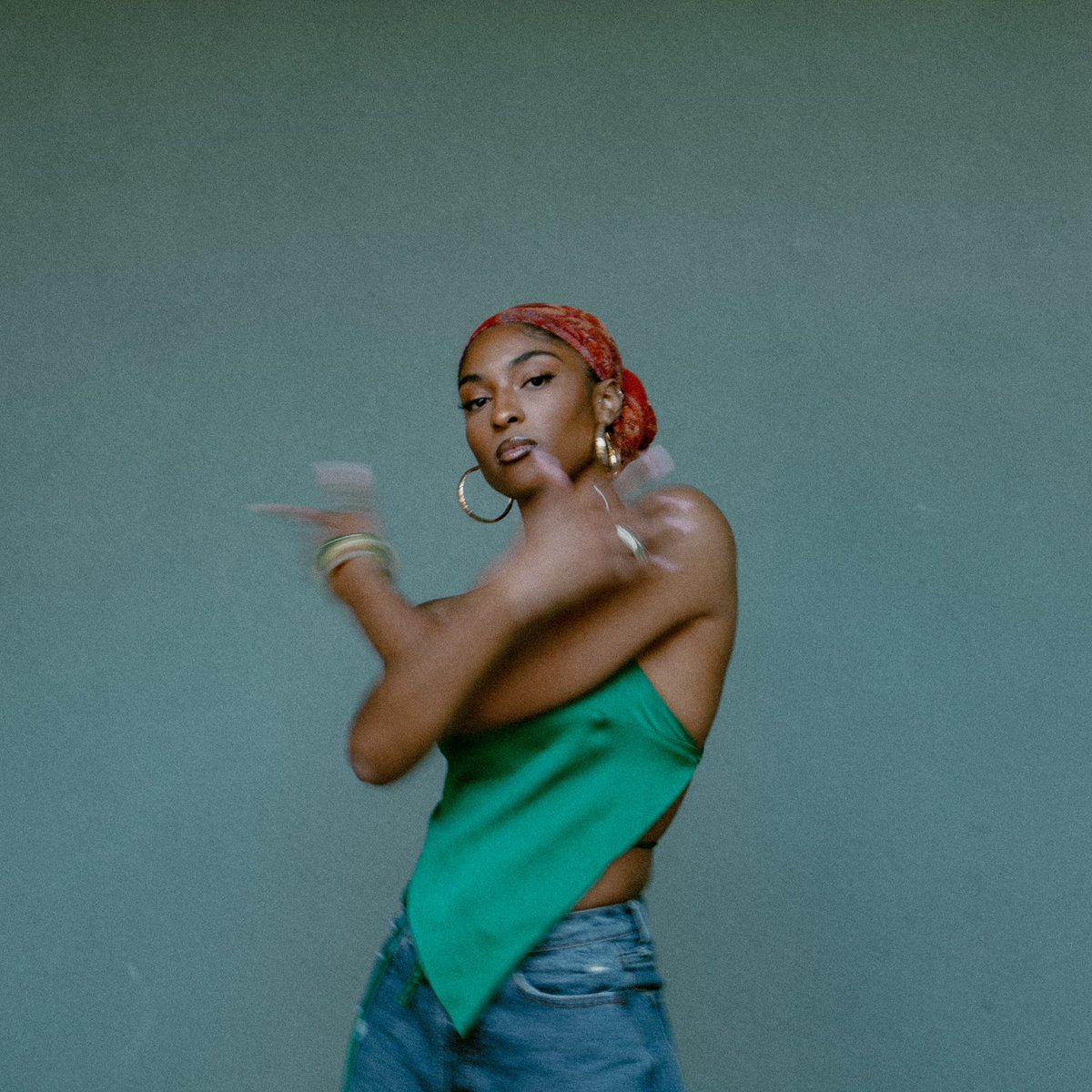 tasialabree's tweet photo. There’s just me..One is the magic number. 👽
.
.
*cues auntie @missjillscott 💿*
#me #BlackGirlMagic #ghetto20s #singlelife #onlylife https://t.co/hoF2kbEtbR