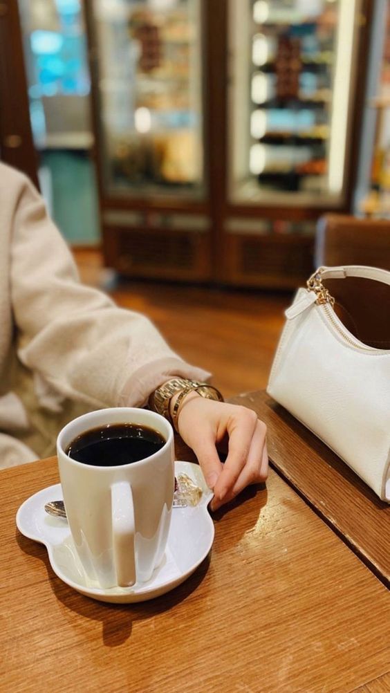 أسألك يا الله أيامًا يزينها الرضا، 
وتحفّها الانجازات وتغمرها المسرّات ❤️🤲

#اللهم_امين #ًيارب #رسالة_اليوم #صباح_الخيرᅠ