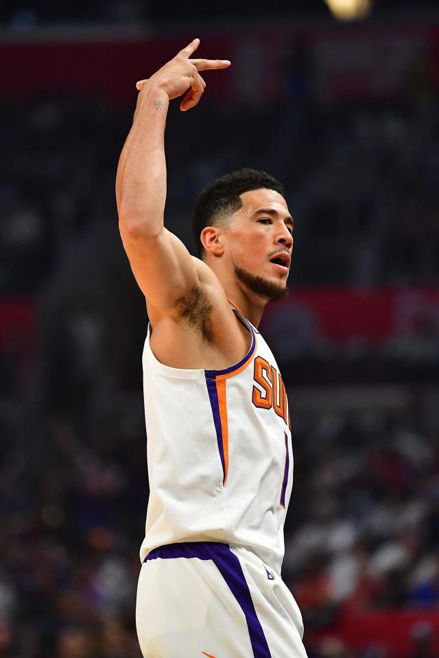 DEVIN BOOKER IN THE 1ST ROUND: 

- 47 PTS, 10 AST, 8 REB, 2 STL, 70% FG, 57% 3P
- 30 PTS, 7 AST, 9 REB, 3 STL, 50% 3P
- 45 PTS, 3 AST, 6 REB, 3 STL, 2 BLK, 62% FG
- 38 PTS, 9 AST, 63% FG, 57% 3P, 100% FT
- 26 PTS, 3 AST, 4 STL, 3 BLK, 52% FG

🔥🔥🔥🔥🔥