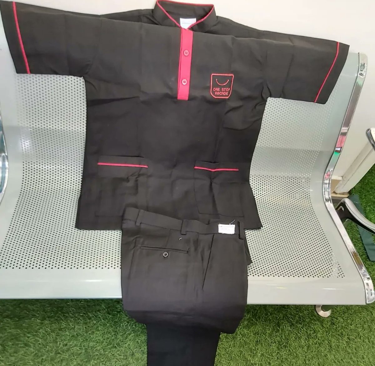 BrandsCj's tweet photo. Corporate Customized #CleanersUniform Personalized with preferred brand colour & design.
Available in variety of colours & sizes. Branded with company logo & details. We do countrywide deliveries
☎️ 0723828823/0737266534 info@cjaybrands.co.ke https://t.co/pnqZxOKDxp https://t.co/f55GJht9Bl