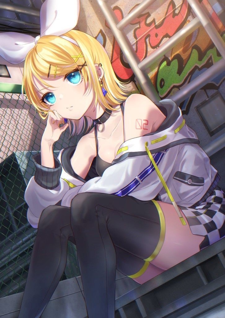 ShintoJeremiah's tweet photo. #VOCALOID #KagamineRin rin 🍊 relaxing in between practice .❤️‍🔥 https://t.co/68OrJBin8y