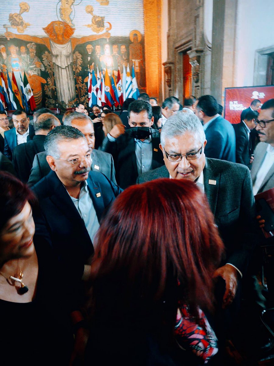 SNTE21's tweet photo. #TodosSomosUno🙋‍♀️
#UnoSomosTodos🙋🏻‍♂️

El Secretario General de la #Sección21🟠 Mtro. José Francisco Martínez Calderón y el titular del programa seccional de #SNTEJoven Profr. José Iván Rivas Villanueva, https://t.co/Pub6dt9bib