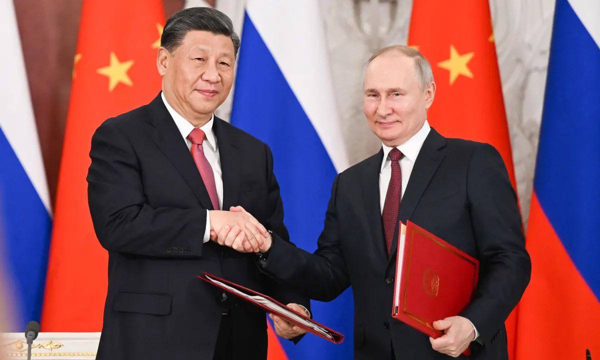 TheCryptoPediaa's tweet image. 🇨🇳🇷🇺 70% of trade deals between China and Russia are now settled in Chinese Yuan or Russian Rubles‼️🔥
. 
. 
. 
#Russia #yuan #Rubles #BankingCrisis #Crypto