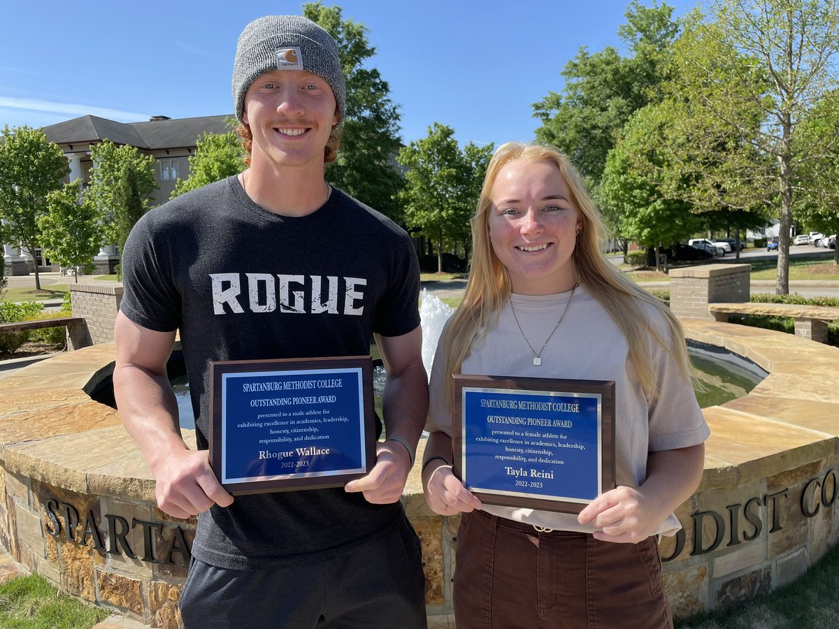 GOSMCPIONEERS's tweet photo. Congratulations to Rhogue Wallace &amp; Tayla Reini for receiving the Outstanding Pioneer Award!! 🏆⚾️💙🏐

The Outstanding Pioneer Award is presented to athletes for exhibiting excellence in academics, leadership, honesty, citizenship, responsibility, and dedication! https://t.co/iBw3vmGyro