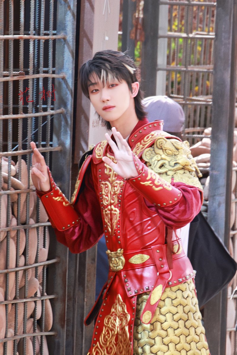 230425
昨天🫡

#SEVENTEEN #THE8 
#디에잇  #ミンハオ
#徐明浩 <a href="/pledis_17/">세븐틴(SEVENTEEN)</a>