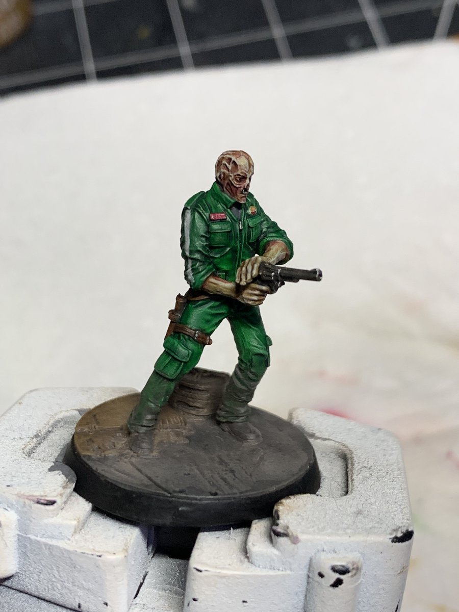 StilledMinis's tweet photo. Tonight I finished Raul the ghoul mechanic from Fallout: Wasteland Warfare! He’ll fix whatever for ya if ya just go to his shack. I tried my best to do the logo on his back but it’s so tiny and impossible to do I give up XD  
#paintingminiatures https://t.co/O6eGG1ubkV