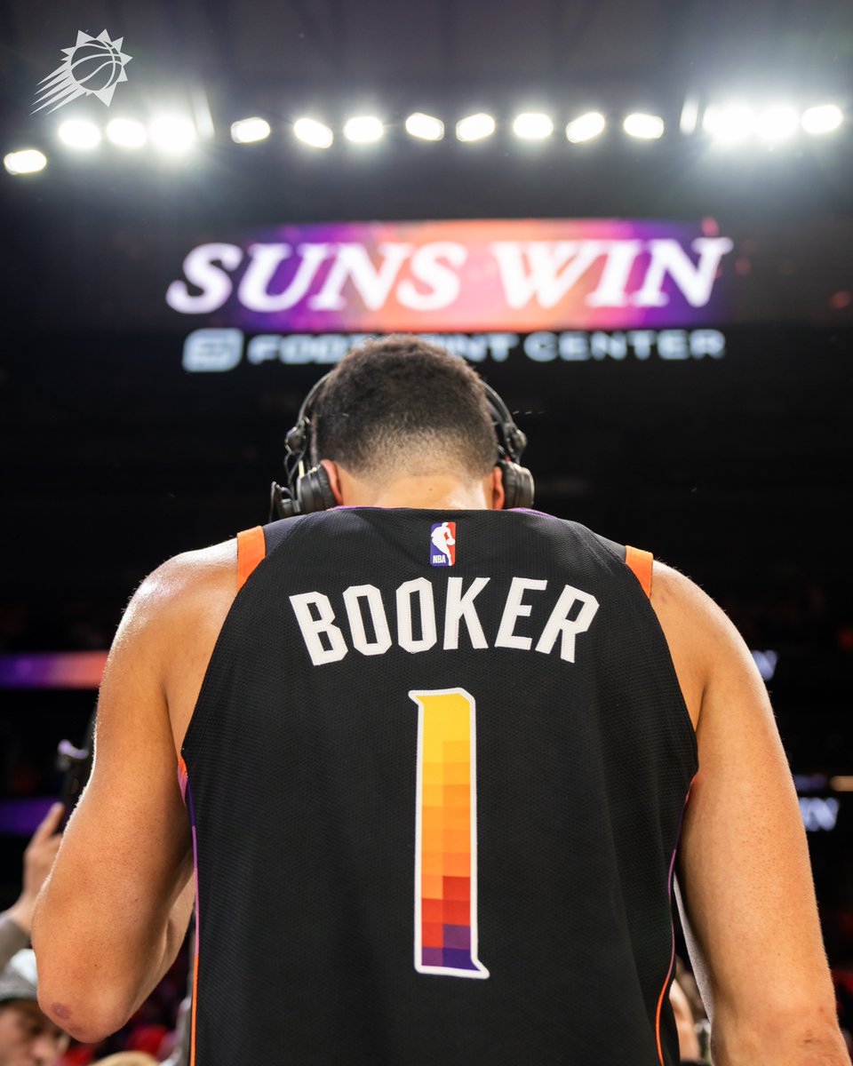 Suns's tweet photo. SUNS W1N. https://t.co/2nhvaERz9c