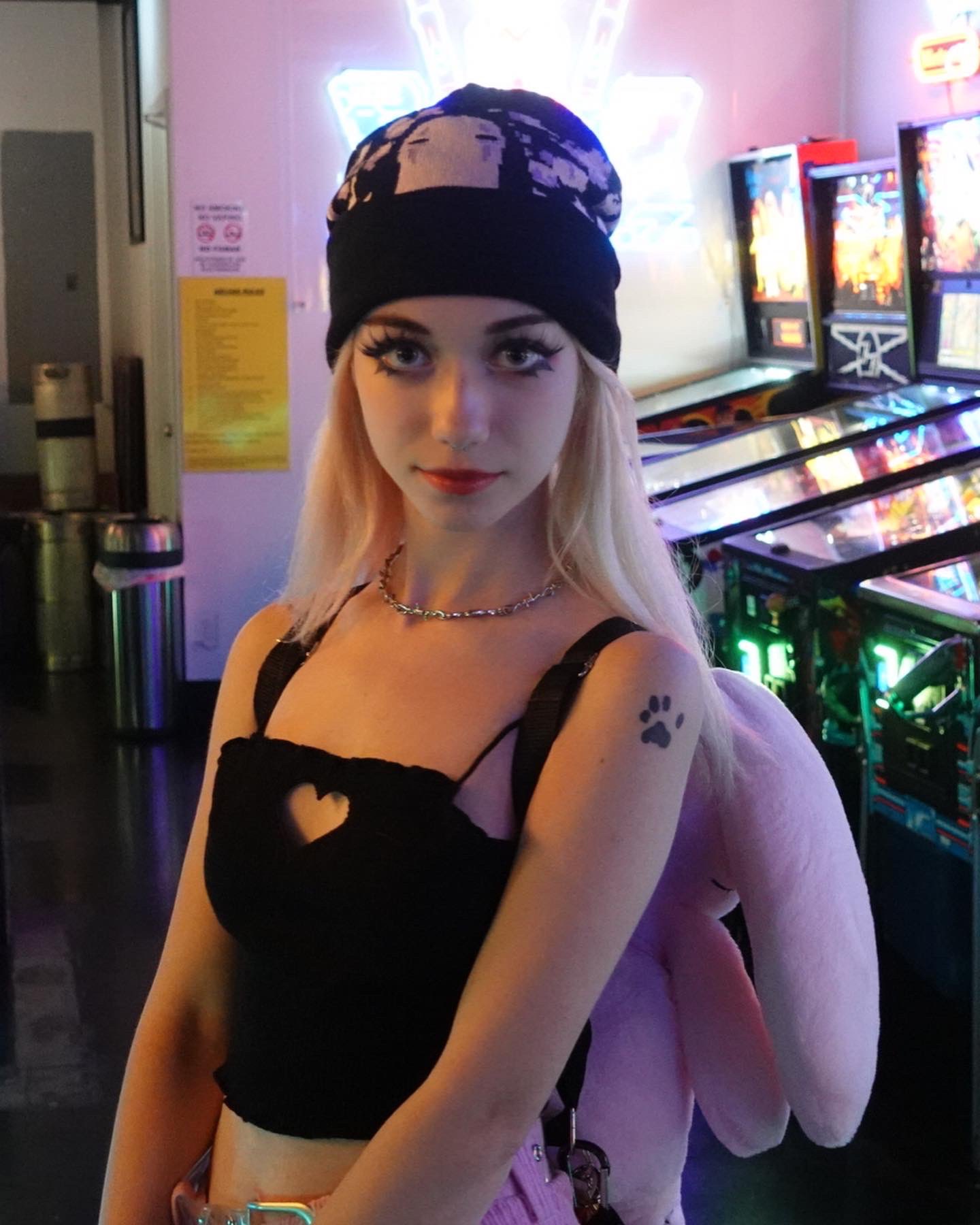 Jade on X: I just posted around 40 photos from the shoot on patreon and  Im posting more tmr!! t.coJGhwmCIzsv t.cocg0rHn6jED  X