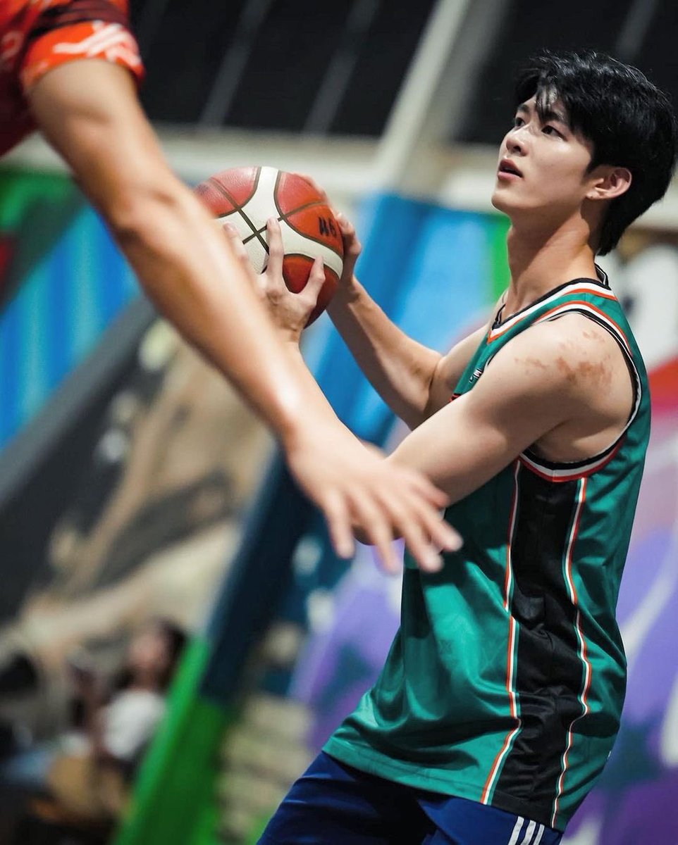 Onlymeennichhh's tweet photo. 🌙 Meennicha8 IG post

🏀

@nichameen8 
#Meennicha8 
#Formoon 
#มีนนิชคุณ https://t.co/Zn4nSw7We0