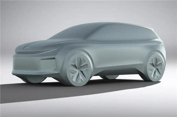 ManAndMotor's tweet photo. The #SkodaElroq will be the new #ElectricSUV from @SkodaIndia which will also replace #SkodaKaroq. Expected range to be around 480 Kms. However, launch will take some time. @SKODAIndia_PR #ManAndMotor https://t.co/8IyjTTTypc