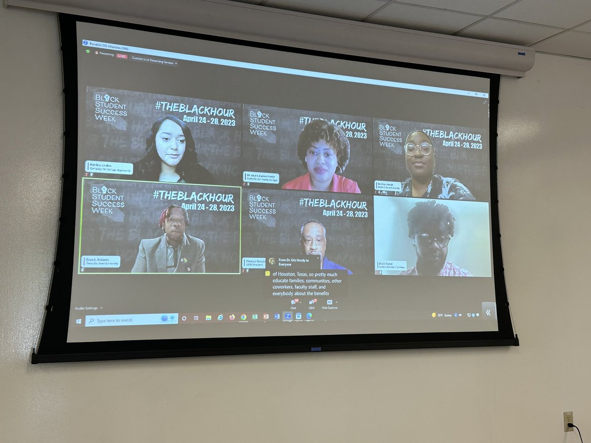 CarolynYScott's tweet photo. Day 2 of Black Student Success Week at LPC did not disappoint! Such a beautiful sunny day; perfect for policy and ice cream!🍦

#laspositascollege #theblackhour #studentsuccess #icecream #blackstudentsuccess #soulcream #lpcblackculturalresourcecenter https://t.co/uFdXs1EjbU