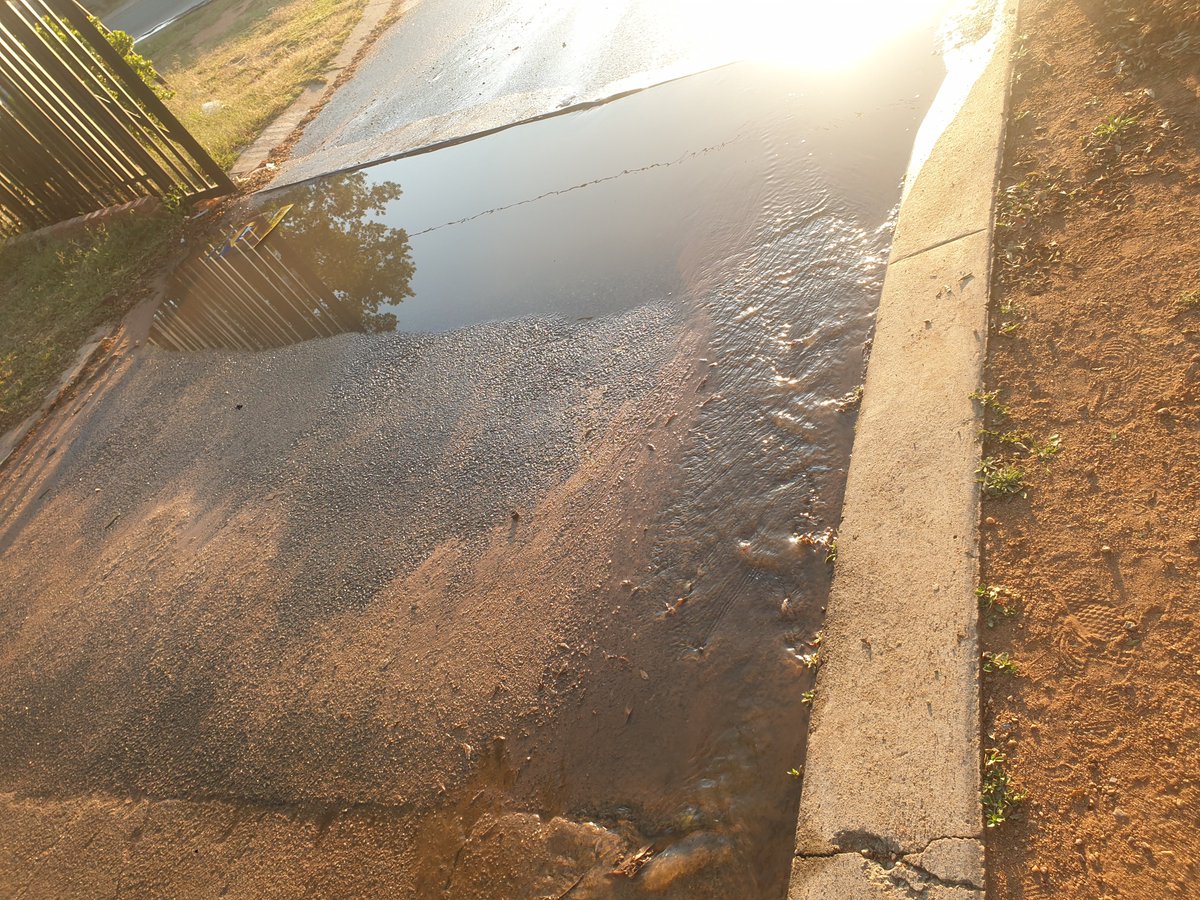 NdyibzaL's tweet photo. @JHBWater https://t.co/x8YQwh0NLq