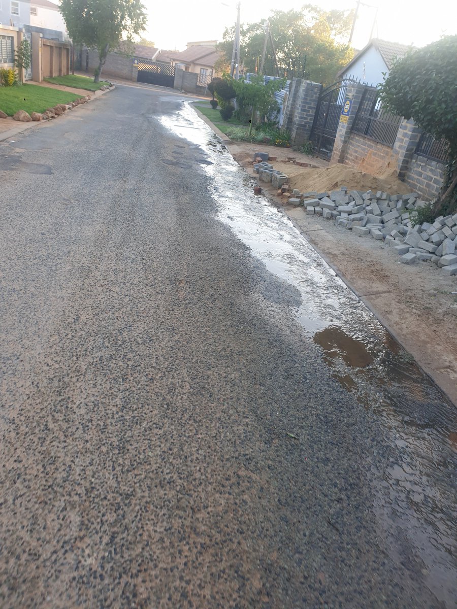 NdyibzaL's tweet photo. @JHBWater https://t.co/x8YQwh0NLq
