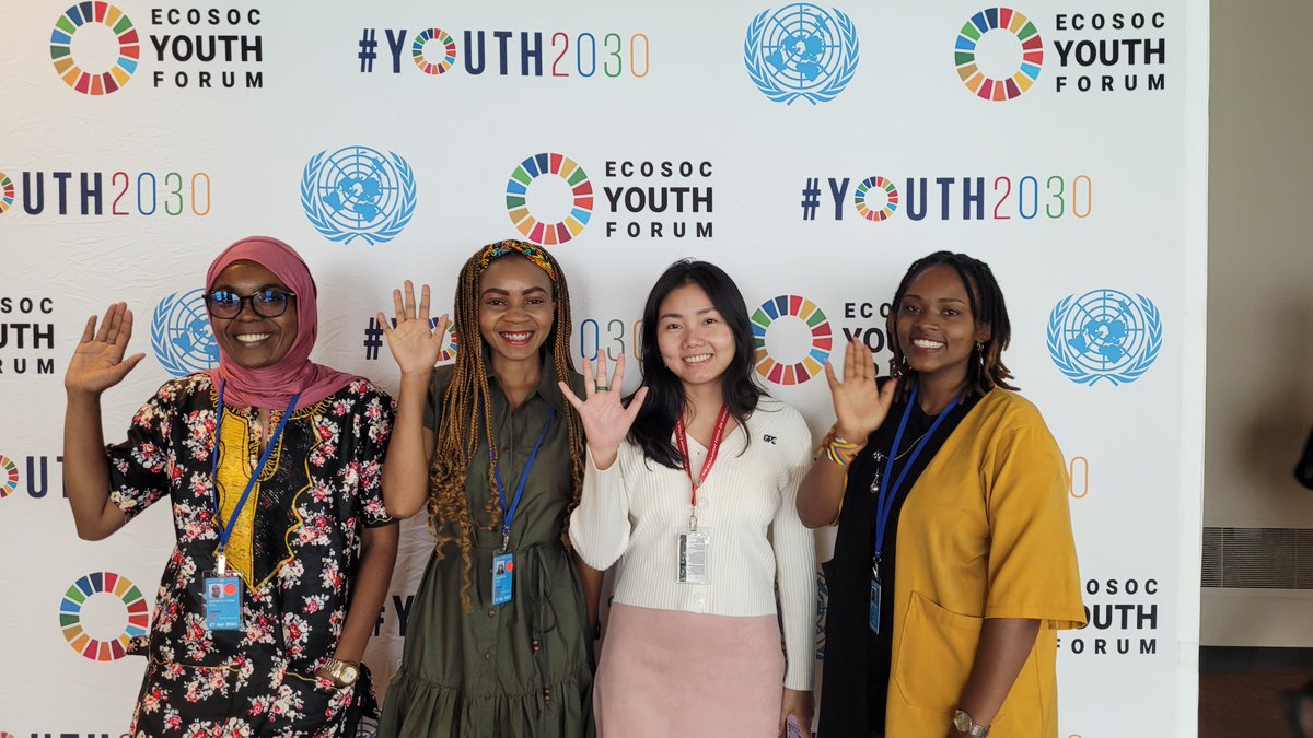 .@GPforEducation global youth leaders and alumni raising their hands to #transformeducation @UNECOSOC #Youth2030 Forum 2023!