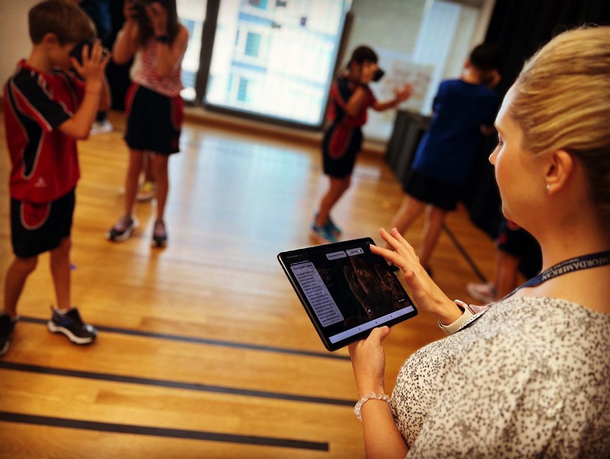 How can we use tools such as virtual reality to enhance student understanding? Our talented <a href="/SAISSingapore/">Stamford American</a> drama teacher Ms Abi compared modern to Ancient Greek theatre by stepping back in time with her Ss. Some magical ‘aha’ moments <a href="/JohnstoneClare/">Clare Johnstone</a> <a href="/TheRealMrHeino/">Kustave Heino</a> @HughesT0KY0