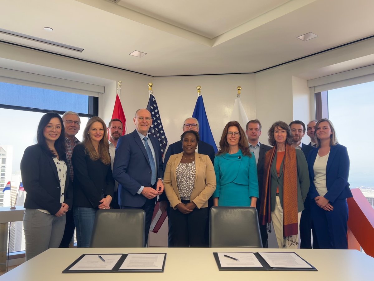 AWS_Gov's tweet photo. 🇳🇱 We welcome our latest member—the Dutch National Cyber Security Centre (@ncsc_nl)—to the AWS Global Cloud Security Program. Together, we’ll work on cybersecurity initiatives &amp; strengthen the cybersecurity posture of the Netherlands. 👉🔗 https://t.co/fxEPeW2Uxf https://t.co/yVgn3J0CH9
