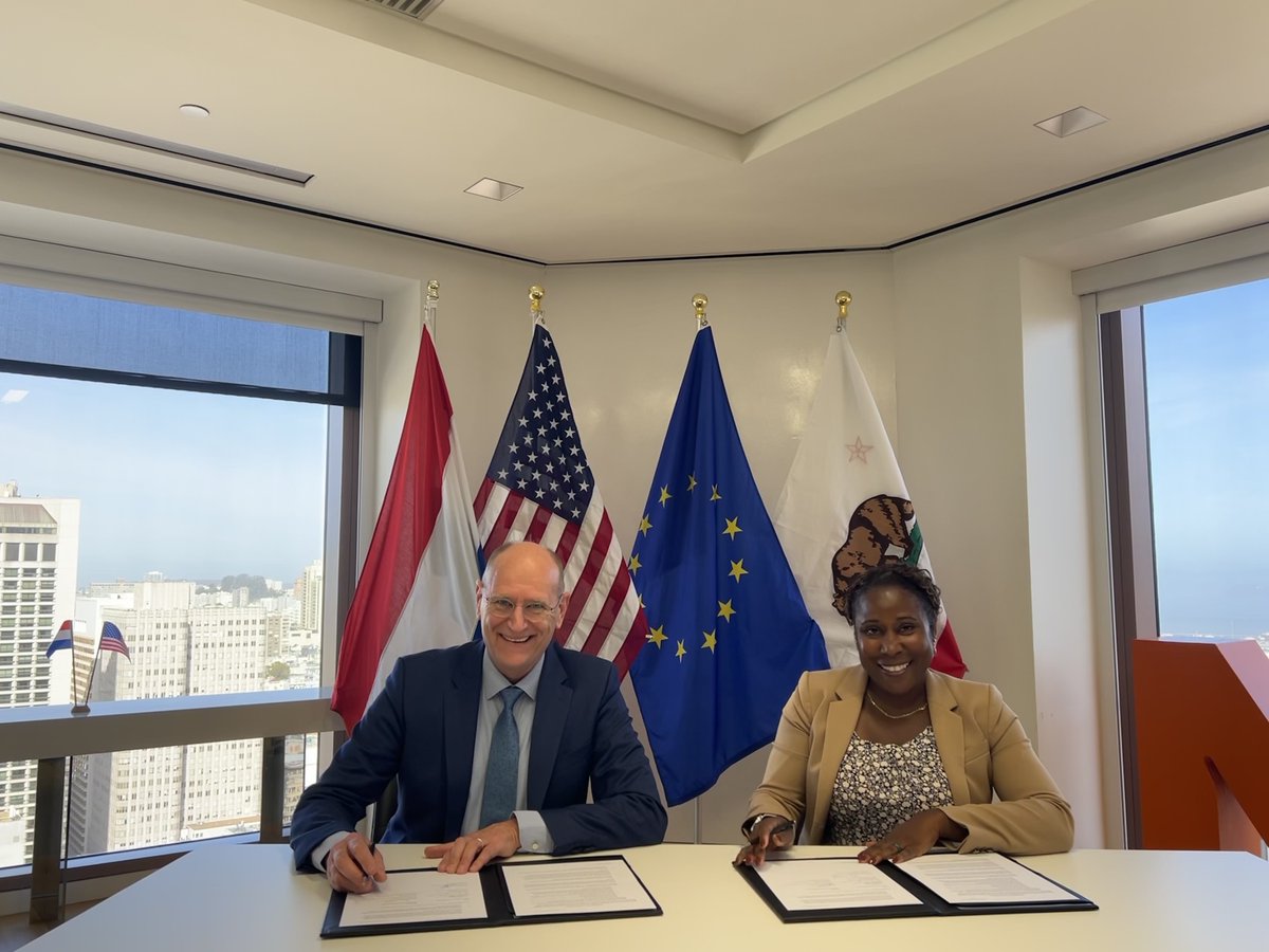 AWS_Gov's tweet photo. 🇳🇱 We welcome our latest member—the Dutch National Cyber Security Centre (@ncsc_nl)—to the AWS Global Cloud Security Program. Together, we’ll work on cybersecurity initiatives &amp; strengthen the cybersecurity posture of the Netherlands. 👉🔗 https://t.co/fxEPeW2Uxf https://t.co/yVgn3J0CH9