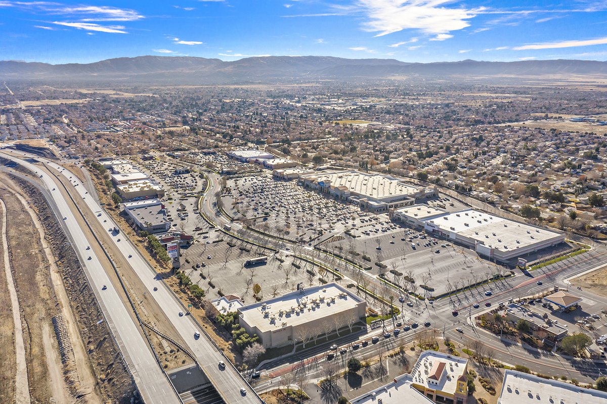 VaslijorLilia's tweet photo. Real estate Florida - Google News Agents - Graystone: Newmark Facilitates $45.25 Million Sale of CommunityShopping Center in Lancaster, California https://t.co/EDAGQJxwsH #graystoneig #agents3 https://t.co/Q324BO5sZo