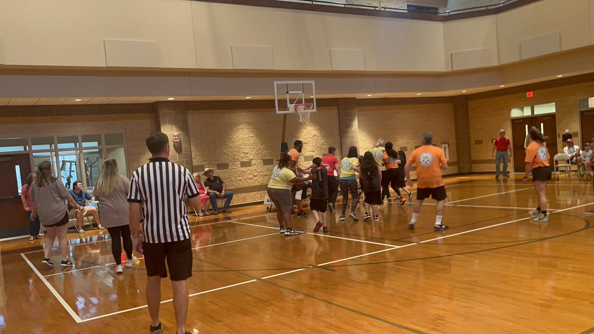 KFinProductions's tweet photo. #InclusionIsKey I pray every child could see so much love, hear this much applause and see in real time what a gift they truly are. Kudos to Mia Carter and her team of parents, coaches and volunteers for such a fun and memorable evening on the bball court! 
Being able to co-announce all 4 quarters with my @1055wnsp 
teammate @NickWigggins 
truly made my day 100x better! 
The hugs, the laughs, the dunks, the Dance Without Limits dance moves…were all top tier and working with my all time favorite @92ZEW #TonyP & #KatieP, I’m blessed beyond words. #IYKYK