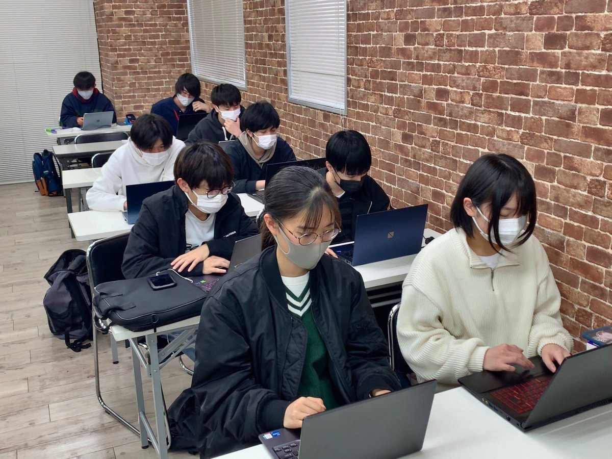 cid_chuo's tweet photo. 本日、情報系2年生は #444株式会社 主催の #TechFUL Coding Contestに参加しています❗️💻
このコンテストはプログラム問題に挑戦し全国の #専門学校 や大学と競い合います🧐
コンテストの結果、優秀な成績の人たちには就活につながる特典があるのでぜひ上位を目指して頑張って欲しいです✨😆 https://t.co/0BYIJtR0Lu