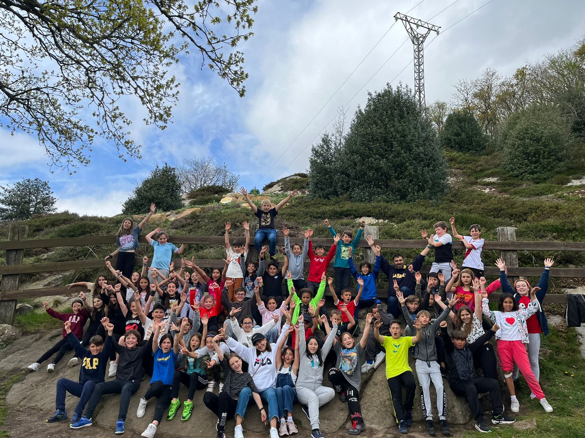 LaSalleInstituc's tweet photo. Good morning! Our students in Year 5 #ILSA_Primaria live their second day at #Corconte. They are enjoying a lot in this English inmersion experience. This is also #NCALaSalle
#BetterTogether #WeAreLaSalle https://t.co/kWAw7hafgT
