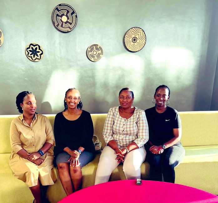 EmpowerRwanda's tweet photo. #Gushima: Such a Phenomenal Woman with a kindest huge Heart - #FloridaKabasinga! Thank you for your immeasurable legal & socio-economic support through @certafoundation to the less privileged victims (Teen Moms) of #SGBV in @RwandaEast - Blessings🙏. #TransformativePartnership✊ https://t.co/UePkb0YesV