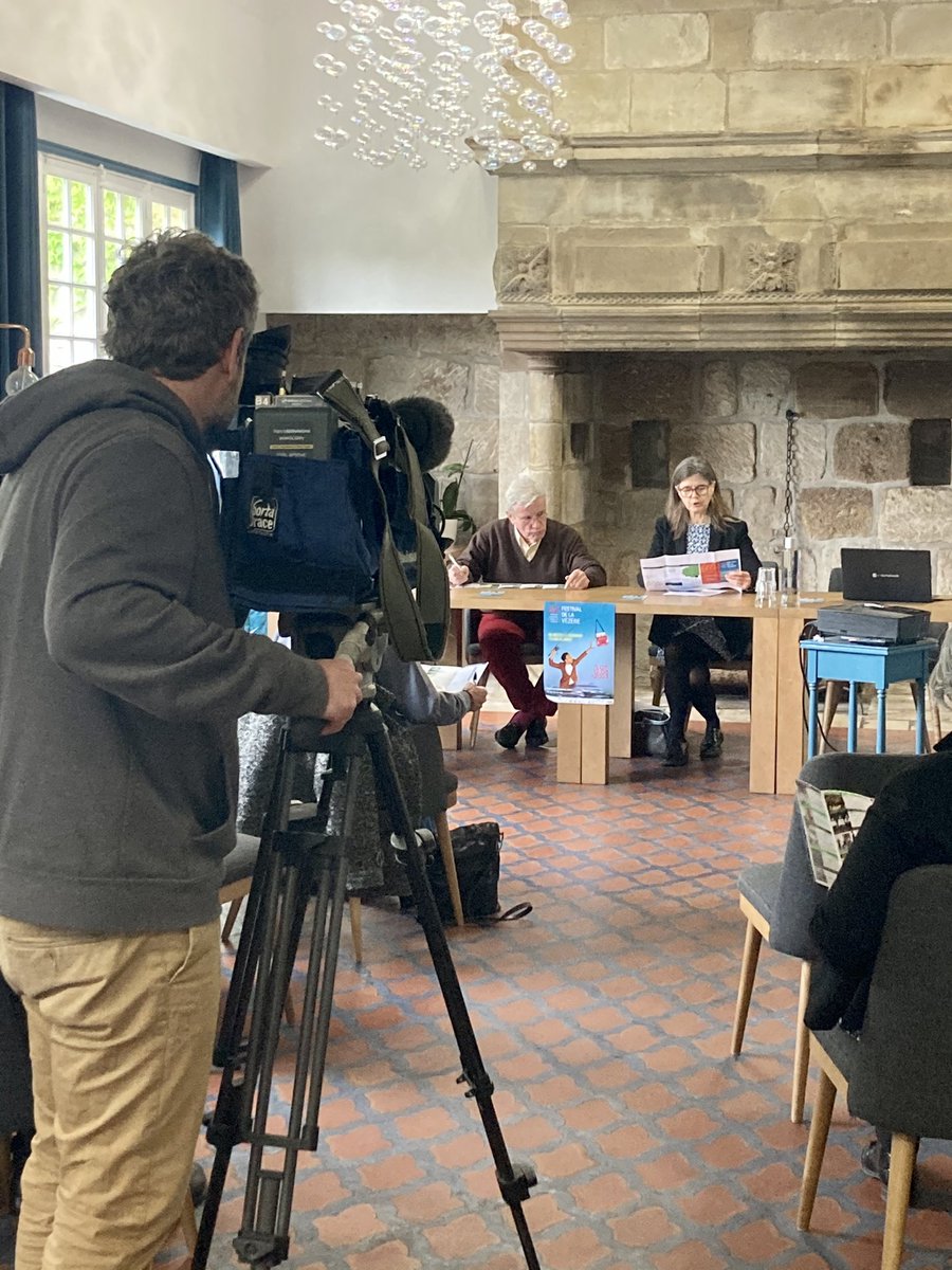 festivalVezere's tweet photo. Hier, conférence de presse 42e Festival de la Vézère ! Ouverture de la billetterie vendredi 14h.
21 évènements / 150 artistes / 13 lieux du patrimoine Corrézien.
Du 5 juillet au 12 août.
#festival #musiqueclassique #42eFDV
@FlorencePetros https://t.co/mobNr85ndo