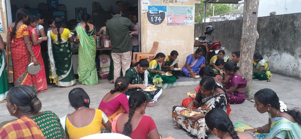 navyamurthy16's tweet photo. What an achievement! Jagtial Mandal Samakhya members pledged not to use single use plastic &amp; replaced them with steel plates, bottles &amp; glasses. 

Great initiative to fight climate change and localise SDGs at the grassroot level. Kudos to the team,who strived to make it possible. https://t.co/T1qBQNF0fH