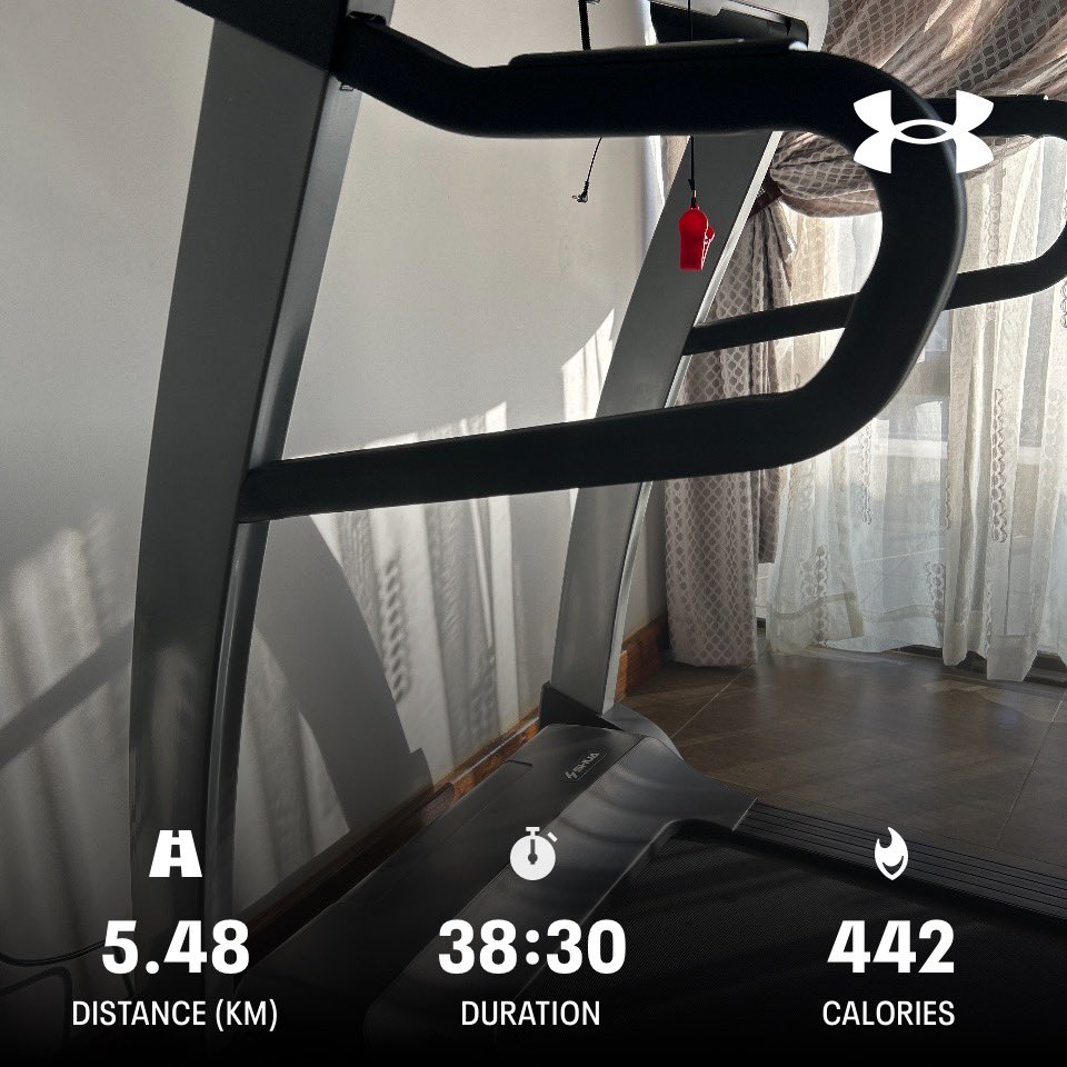 namishi20's tweet photo. After flu set back, I’m back 🏃🏿🏃🏿🏃🏿🏃🏿 #RunningWithTumiSole #FetchYourBody2023 https://t.co/jTyedbwqeN