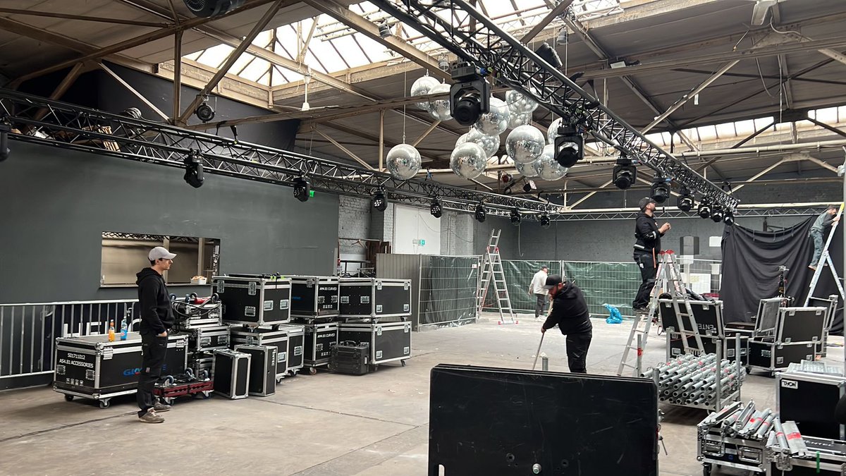 Hint of Mint (@hintofminthq) on Twitter photo Preparing our first exhibition in cologne. Looking forward to meet up with all the great artists and partners Max Leinfelder, <a href="/grossehalbuer/">Stefan Große Halbuer</a> , <a href="/TheDizzyViper/">Dizzy Viper.eth 💎</a> , <a href="/DanaUlama/">DΛNΛ░ULΛMΛ</a> , <a href="/MichaelaMariaW/">Michaela Maria Wartbichler ⭕</a> , <a href="/moussetofficial/">Mousse T.</a> , @MBurgBoehm , George DuBose and many more Preparing our first exhibition in cologne. Looking forward to meet up with all the great artists and partners Max Leinfelder, <a href="/grossehalbuer/">Stefan Große Halbuer</a> , <a href="/TheDizzyViper/">Dizzy Viper.eth 💎</a> , <a href="/DanaUlama/">DΛNΛ░ULΛMΛ</a> , <a href="/MichaelaMariaW/">Michaela Maria Wartbichler ⭕</a> , <a href="/moussetofficial/">Mousse T.</a> , @MBurgBoehm , George DuBose and many more