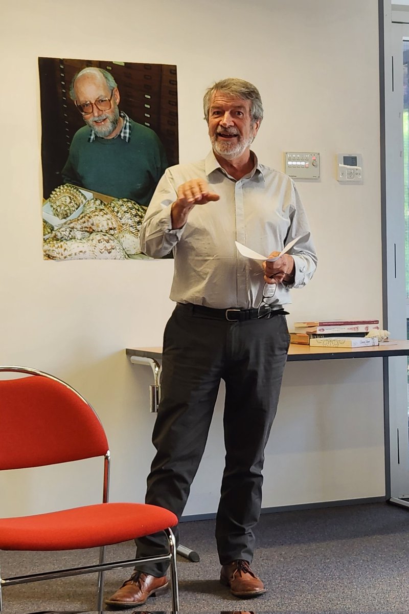 pollenkat's tweet image. I attended a morning tea celebration of the life and work of molluscan paleontologist extraordinaire Alan Beu, held at @gnsscience today. It was a real pleasure and a special time. Many of Alan's colleagues, and also family shared their best memories of an amazing man.