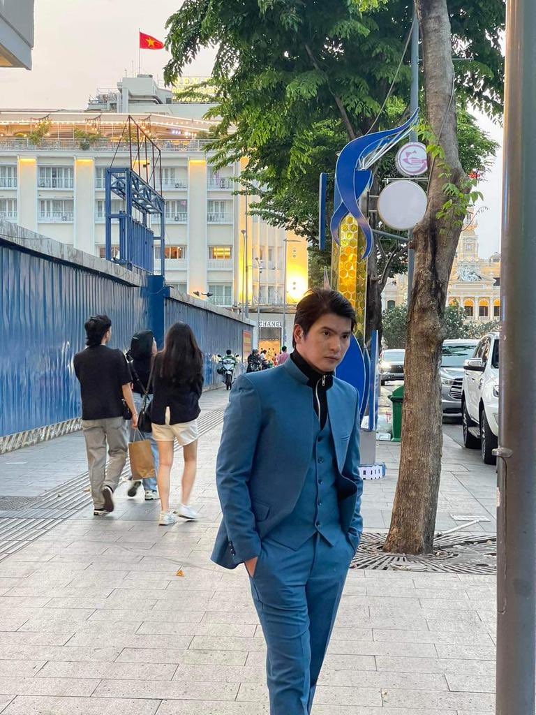 Keep people in your life who truly love you, motivate you, and make happy. If you know people who do none of these things, let them go

MYGZMOLINO IN BAGUIO

#Awardee_MygzMolinoYt