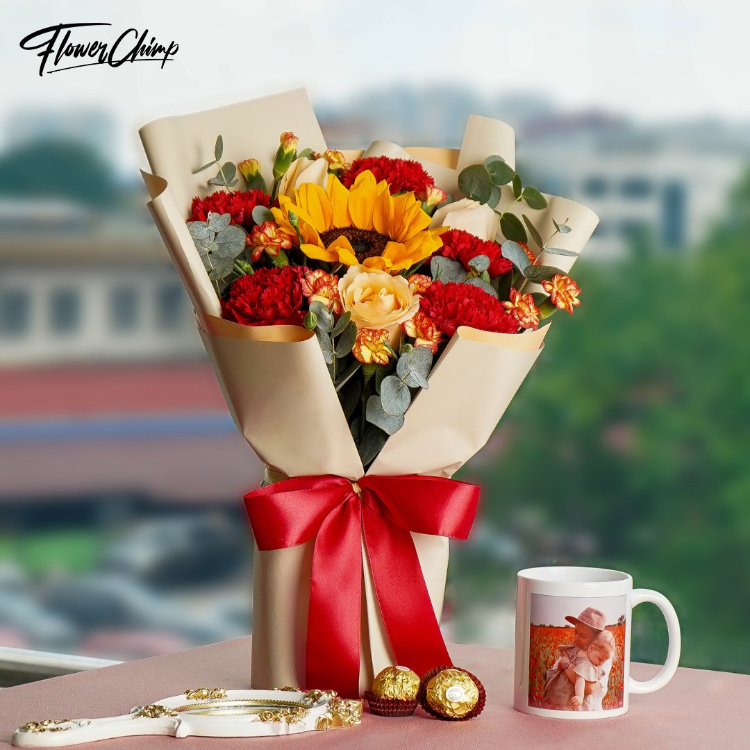 flowerchimpmy's tweet photo. For your bright, bubbly &amp; sunshine-filled mama - a bouquet of beautiful sunny &amp; love-filled blooms! 🌼💗 Psst... we've got gorgeous personalized mugs too! 😉

#flowerchimp #flowerchimpmy #flowerdeliverymy #fcmy #flowerskl #flowerdeliverykl #gifts #mothersday https://t.co/D6hYKUtvkz