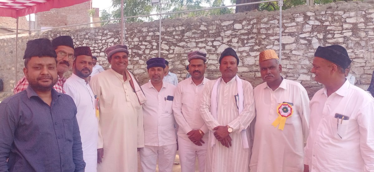 MishralalB's tweet photo. श्योपुर मे मुस्लिम समाज वैवाहिक सम्मेलन मे पहुंचकर नवविवाहित जोड़ो को मुबारक बाद दी https://t.co/OgBsL0hUBX