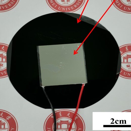 talius's tweet photo. New #Passive Device continuously #Generates #Electricity during the #Day or #Night
Researchers have developed a new #thermoelectric #generator that can continuously generate electricity using solar heat & radiative element that releases heat into the air https://t.co/q1fOLFH9qo https://t.co/dUNXps261B