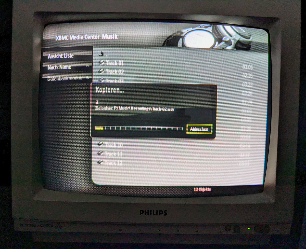st0lpe's tweet image. Ripping CDs like it's the year 2000.
#CRT #xbmc #Retro