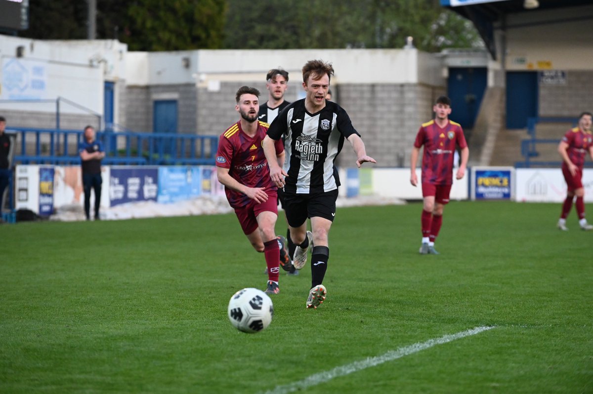 Ben Cuerden (@ben_cuerden) on Twitter photo 📸⚽️ <a href="/StrettonFC/">Church Stretton Town FC</a> Vs <a href="/HodnetFC/">Hodnet FC</a> (Tony Bywater Premier Cup) 📸⚽️ <a href="/StrettonFC/">Church Stretton Town FC</a> Vs <a href="/HodnetFC/">Hodnet FC</a> (Tony Bywater Premier Cup)
