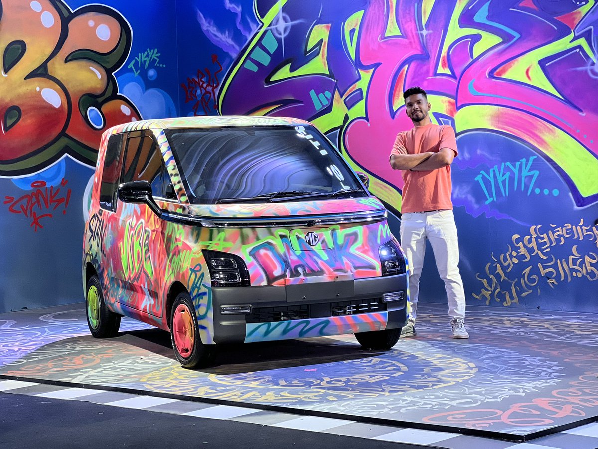 ev_gyan's tweet image. MG COMET EV launched at 7.98 lakh ex showroom price, 72,000 less than Tiago ev base variant. 

Test rides - 27 apr
Booking open - 15 may 
My video - tomorrow 27 apr

Range - 230km 

Whats your tought about this Compact Ev 

#cometev #MGCometEV #ElectricCar @MGMotorIn