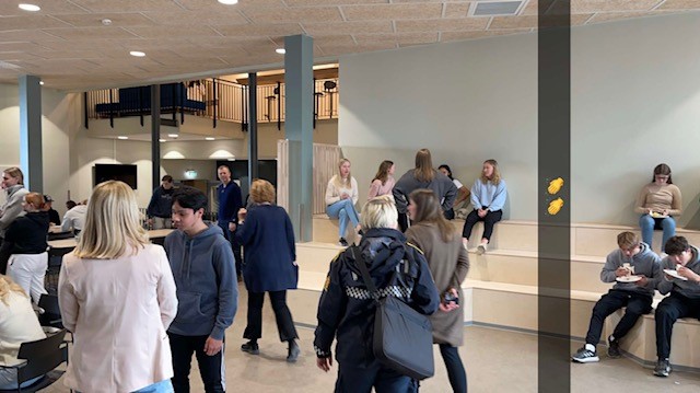 Kyrksæterøra VGS (@kyrksv) on Twitter photo And finally the day has arrived! Official opening of our brand new canteen and the new departments for our vocational students. We've waited patiently for almost a year, but so worth it when you see the final result! 👏<a href="/Sullyincork/">Ronan O' Sullivan</a> <a href="/lebaledo/">le🅱️aled🅾️ 🐜🐾🦎</a> <a href="/BroerNicole/">Nicole Broer</a> And finally the day has arrived! Official opening of our brand new canteen and the new departments for our vocational students. We've waited patiently for almost a year, but so worth it when you see the final result! 👏<a href="/Sullyincork/">Ronan O' Sullivan</a> <a href="/lebaledo/">le🅱️aled🅾️ 🐜🐾🦎</a> <a href="/BroerNicole/">Nicole Broer</a>
