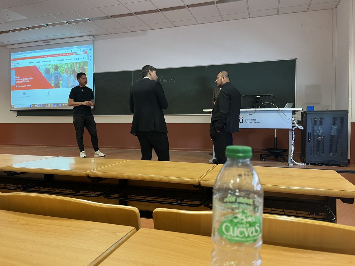 ingebaruch's tweet image. Mi agradecimiento a #MetaRed y #ANUIES por la oportunidad de vivir esta experiencia, excelente sesión entre #URJCM y la #UNAM intercambio de ideas, proyectos y buenas prácticas, para contribuir a la mejora en la educación de México y España.