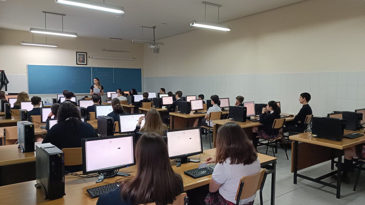 csjva's tweet photo. ¡Noticias💥! 

Hemos sido seleccionados para participar en el prestigioso proyecto de investigación internacional ICILS 2023 para evaluar la competencia digital en 2º de ESO. Un esfuerzo para mejorar la educación en Castilla y León y en España 📚🌎🖥️

#Transforma23 | @educacyl https://t.co/dijPuKYjn6
