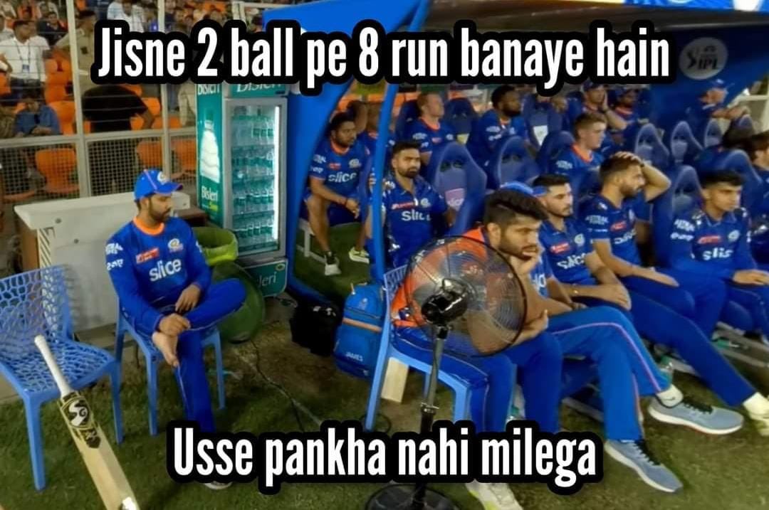 tanay_chawda1's tweet photo. 🥹🥹

#RohitSharma #MIvsGT #IPL2023 #GTvsMI https://t.co/HLE2FpGJms