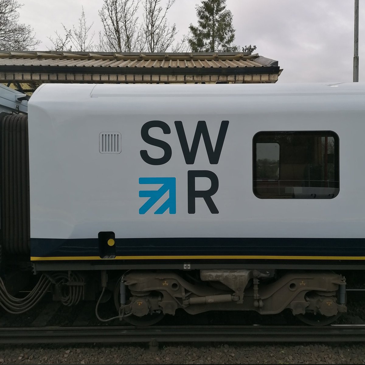 murray_fm's tweet photo. I'm sure more thought than my random morning musing has gone into this before... But that blue mark in the #SWR stacked lockup really bugs me... #LogoDesign https://t.co/CYAyztBRJL
