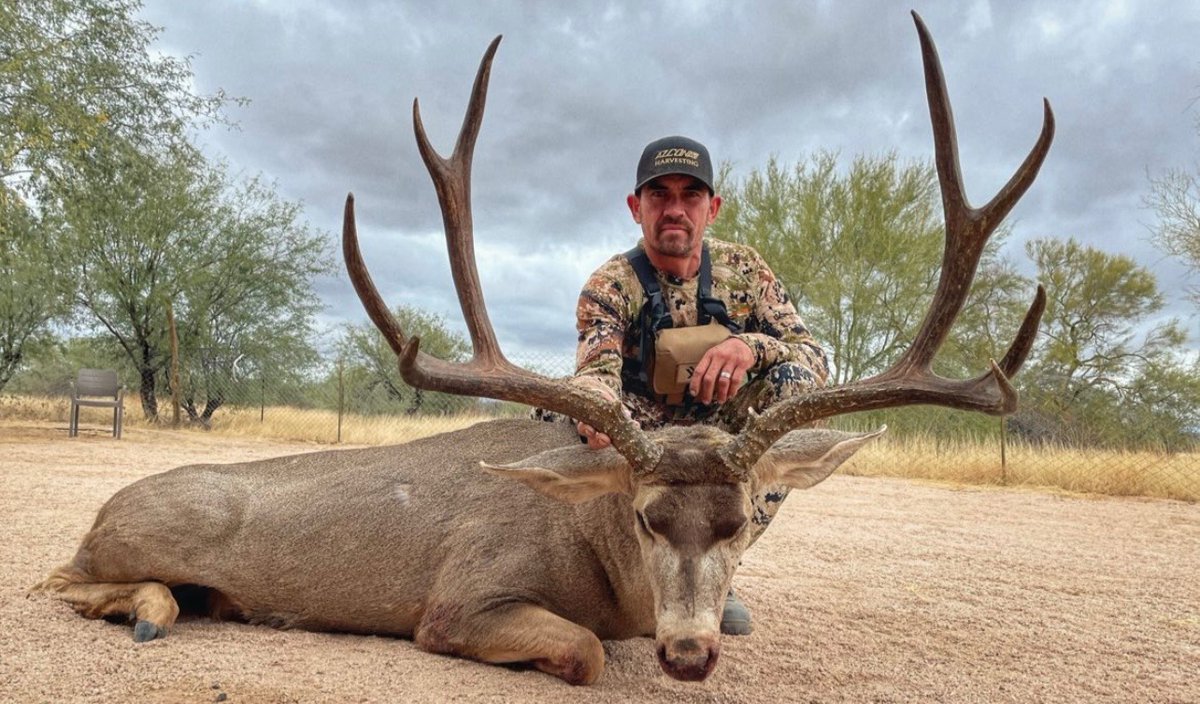 Huntinglover559's tweet photo. Happy day to me.
#deer #hunt #hunting https://t.co/TC3OHxjS8b