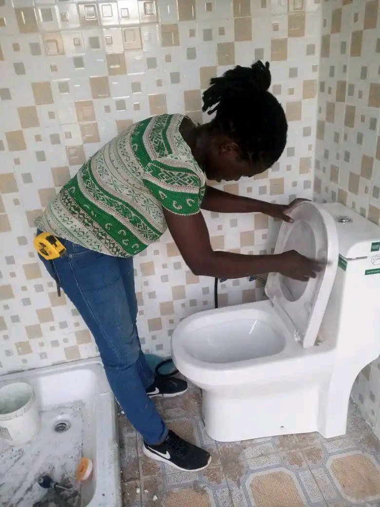 ugandaperfect's tweet photo. Our team ready to tackle any plumbing project big or small from #leaking_faucet,#swimming_pools, #Bio_digesters, #boreholedrilling, #shallow_wells,#irrigation etc https://t.co/otvmplf3qs