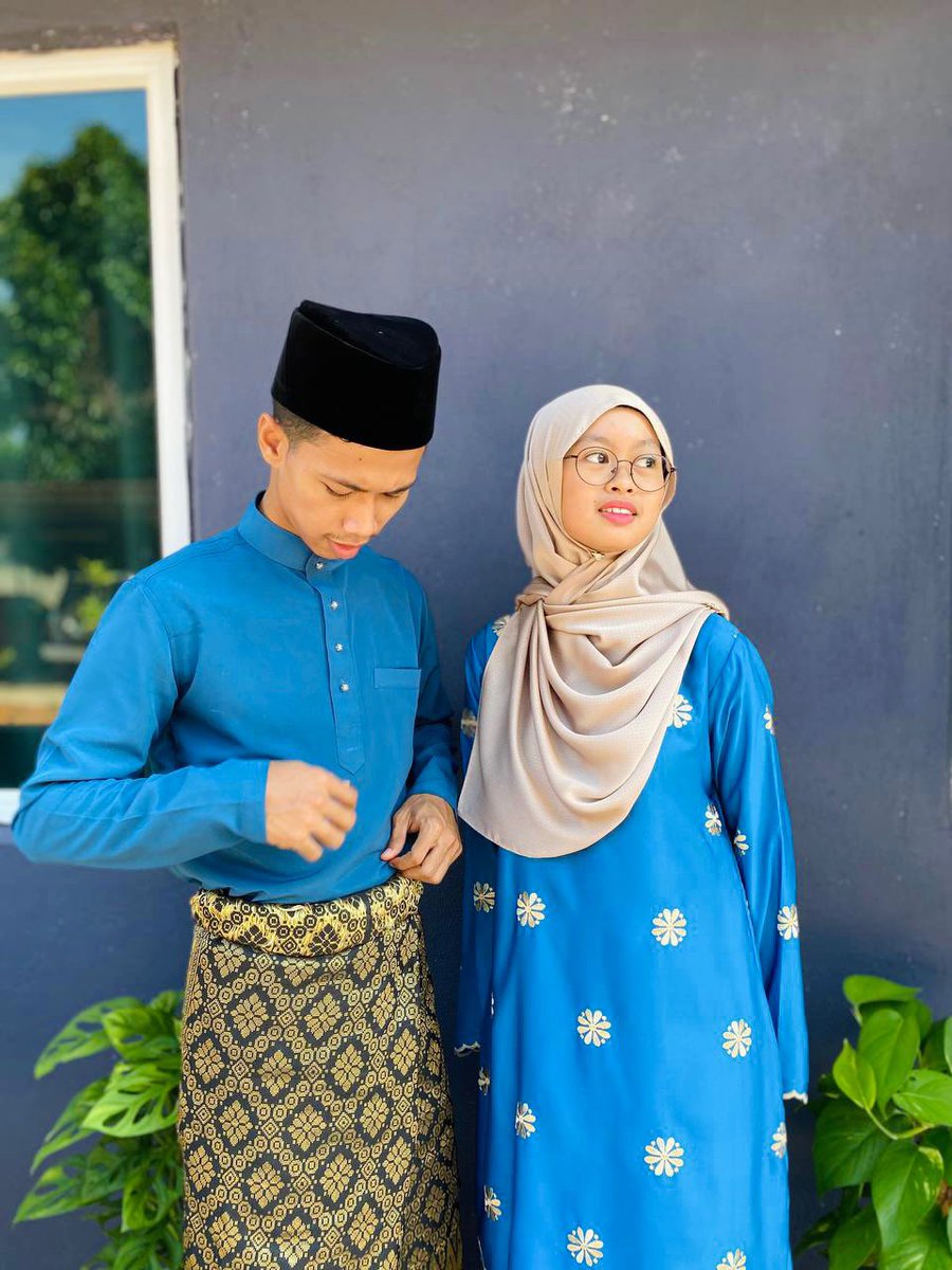 aideehalim's tweet photo. Rasa lama tak raya, last raya tahun lepas https://t.co/fMiNx7lNiI