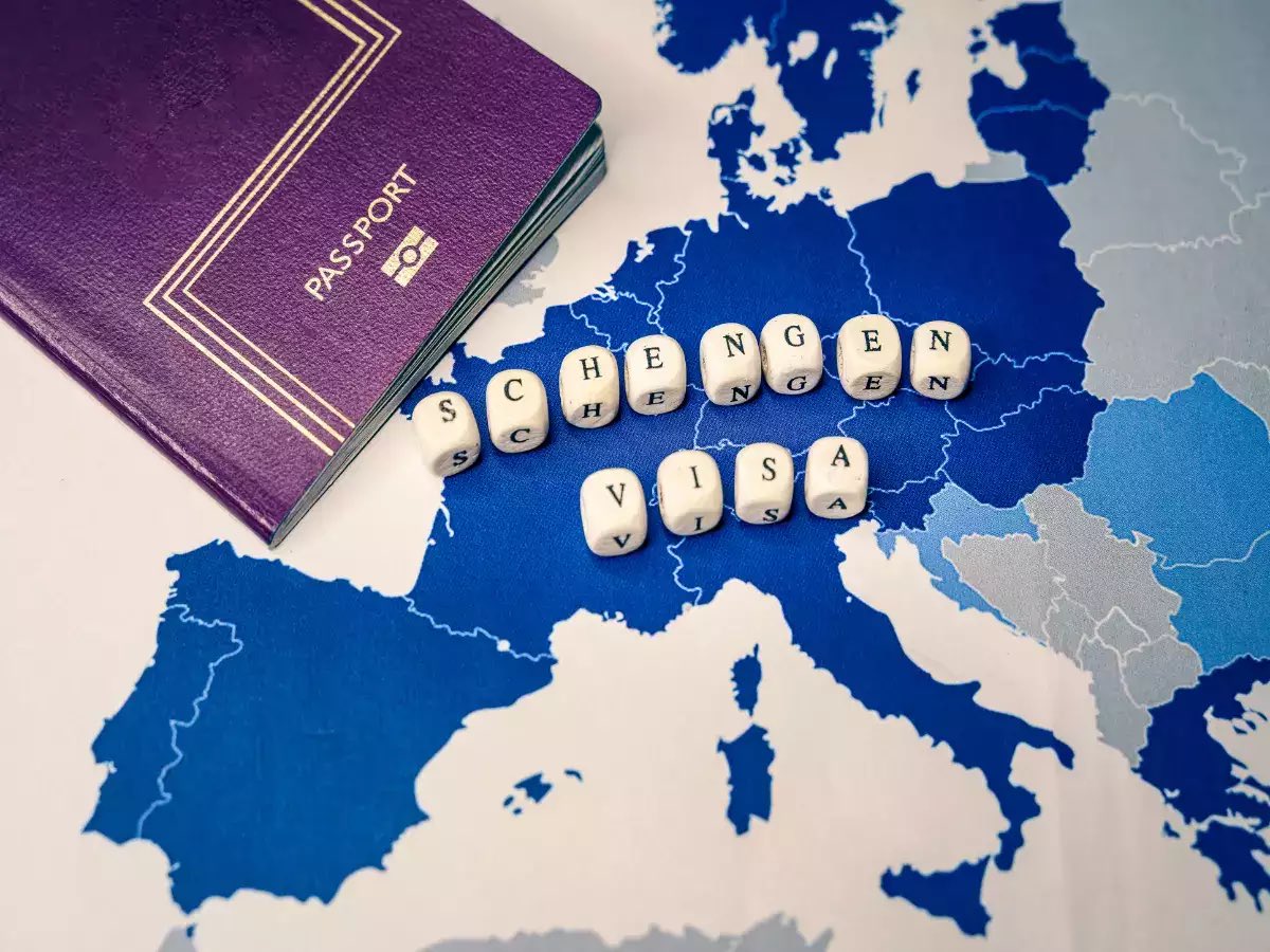 traveldiv's tweet photo. شرح استخراج تأشيرة الشنغن حسب الدول : 

🇦🇹 التأشيرة النمساوية
https://t.co/y2kEpJvq5l

🇩🇪 التأشيرة الألمانية
https://t.co/e7nKConDuZ

🇨🇭التأشيرة السويسرية
 https://t.co/h3jOoe9QLW

🇫🇷 التأشيرة الفرنسية
https://t.co/HPBbfOeWMK

🇮🇹 الشنغن الايطالية
https://t.co/l75d5Hv1Z1

🇳🇴 الشنغن النرويجية
https://t.co/C5KFPujTzy 

🇳🇱 الشنغن الهولندية
https://t.co/czXnFREE4d