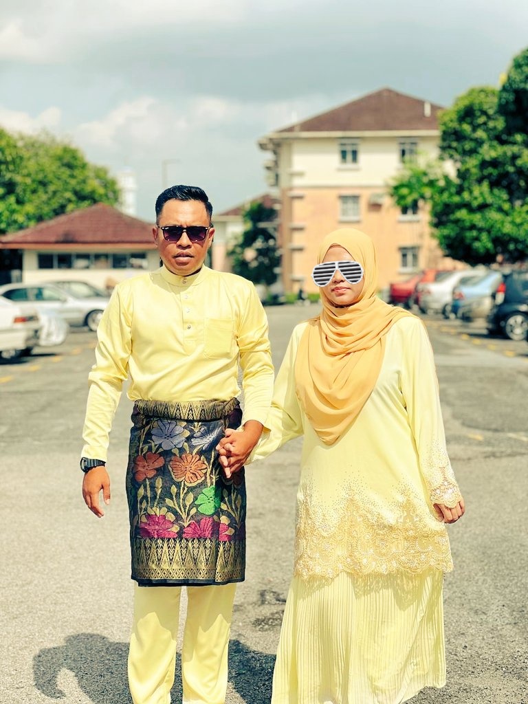 nvqie05's tweet photo. @babyysuji Cuba nasib... Selamat Hari Raya... https://t.co/4tuCoZUM56