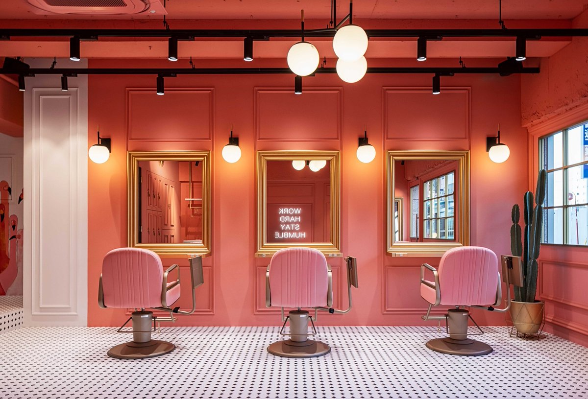 takarabelmontuk's tweet photo. Customise without compromise. The Cadilla styling chair and RS Primo backwash are colour coordinated in vibrant pink at aptly named Palette Bleach On Color. Create your look with custom options and 0%, zero deposit Finance Lease https://t.co/yje3CTyOe8 💇🏻‍♂️ 💇🏽‍♀️ #tbuk #takarabelmont https://t.co/MB2PuoTsBI